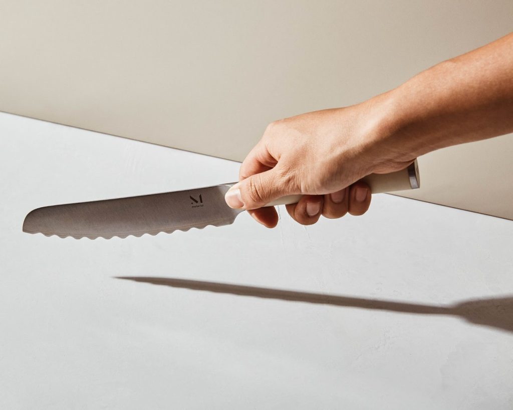 An image of a serrated knife. What is a serrated knife used for?