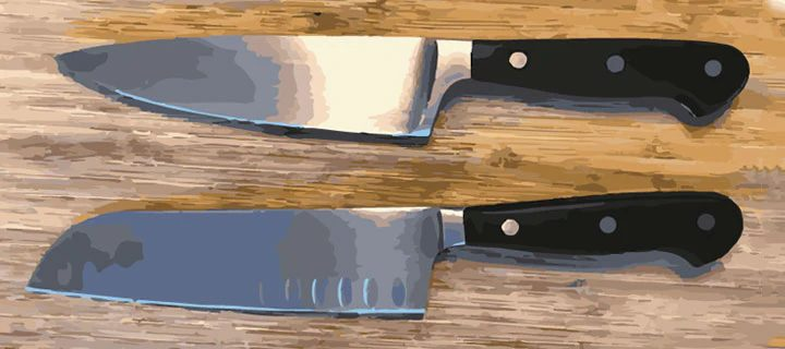An image of a santoku knife compared to a chef’s knife. What is a santoku knife?